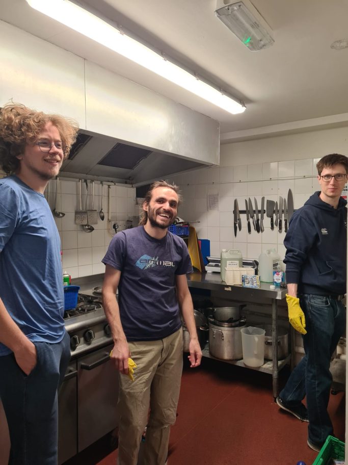 Reading Rooks Korfball Club members posing for a picture